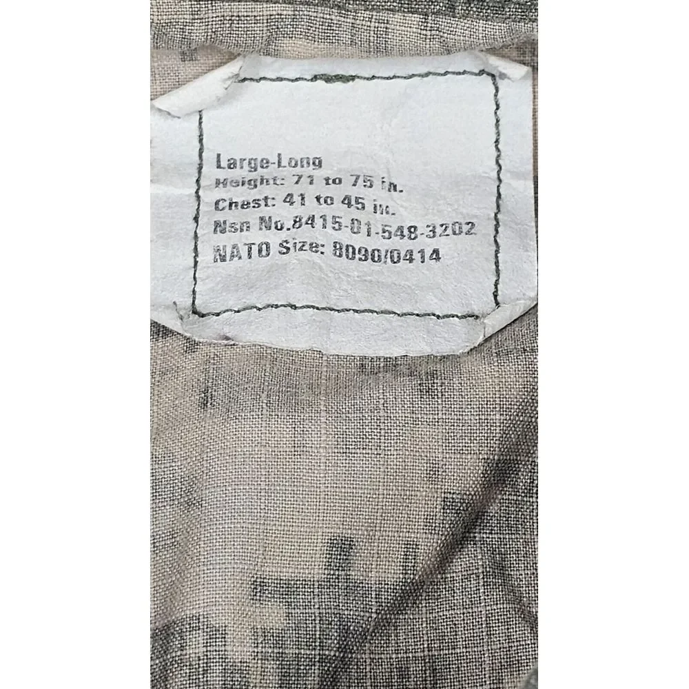 U.S. Military Army Jacket Mens Large/Long.  Full‎ Zip Digital Camo Uniform